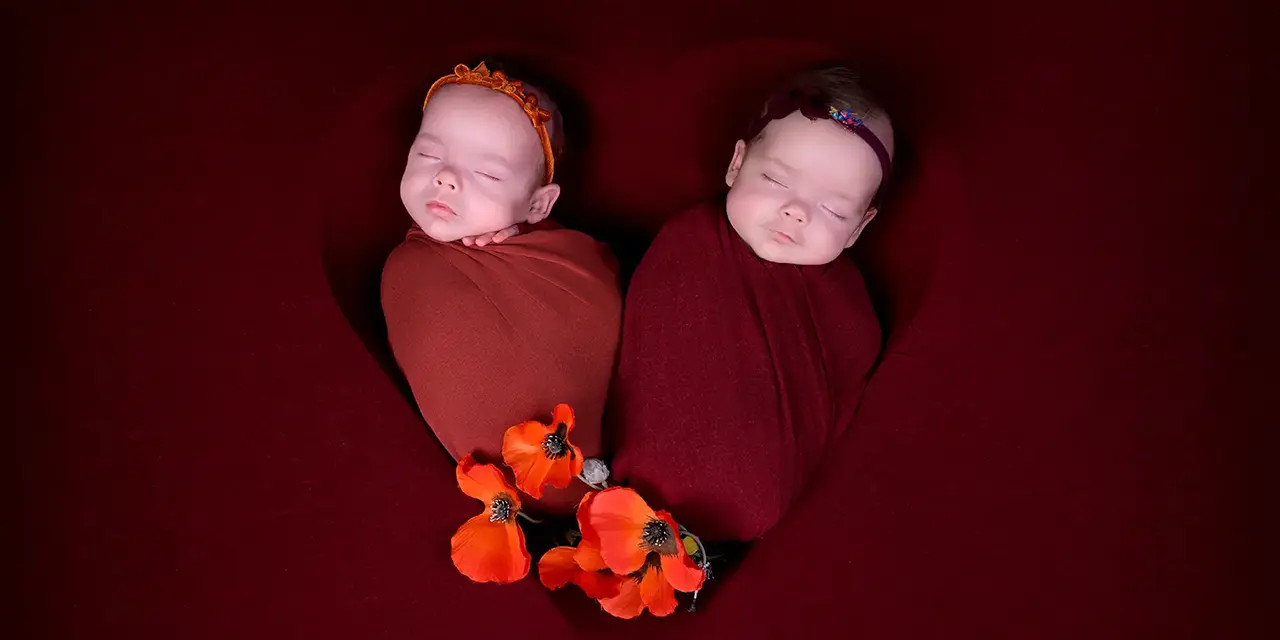 glasgow_newborn_photography_twins_red_cover