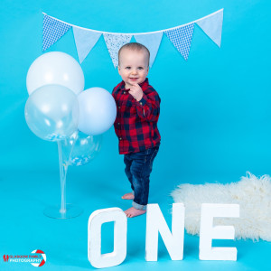 Rory Cake Smash Photography